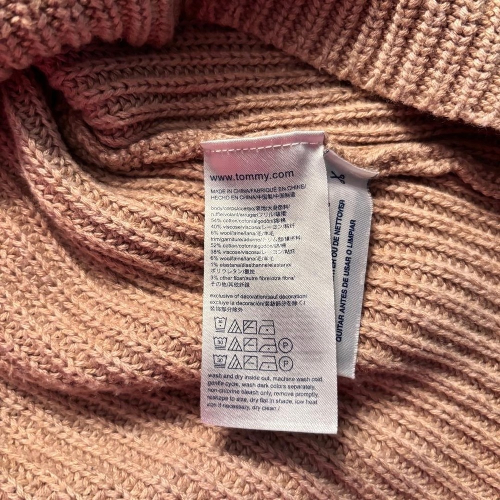 Tommy‎ Hilfiger Beige Sweater with Bell Sleeves Women's Size M Preppy - Picture 5 of 9